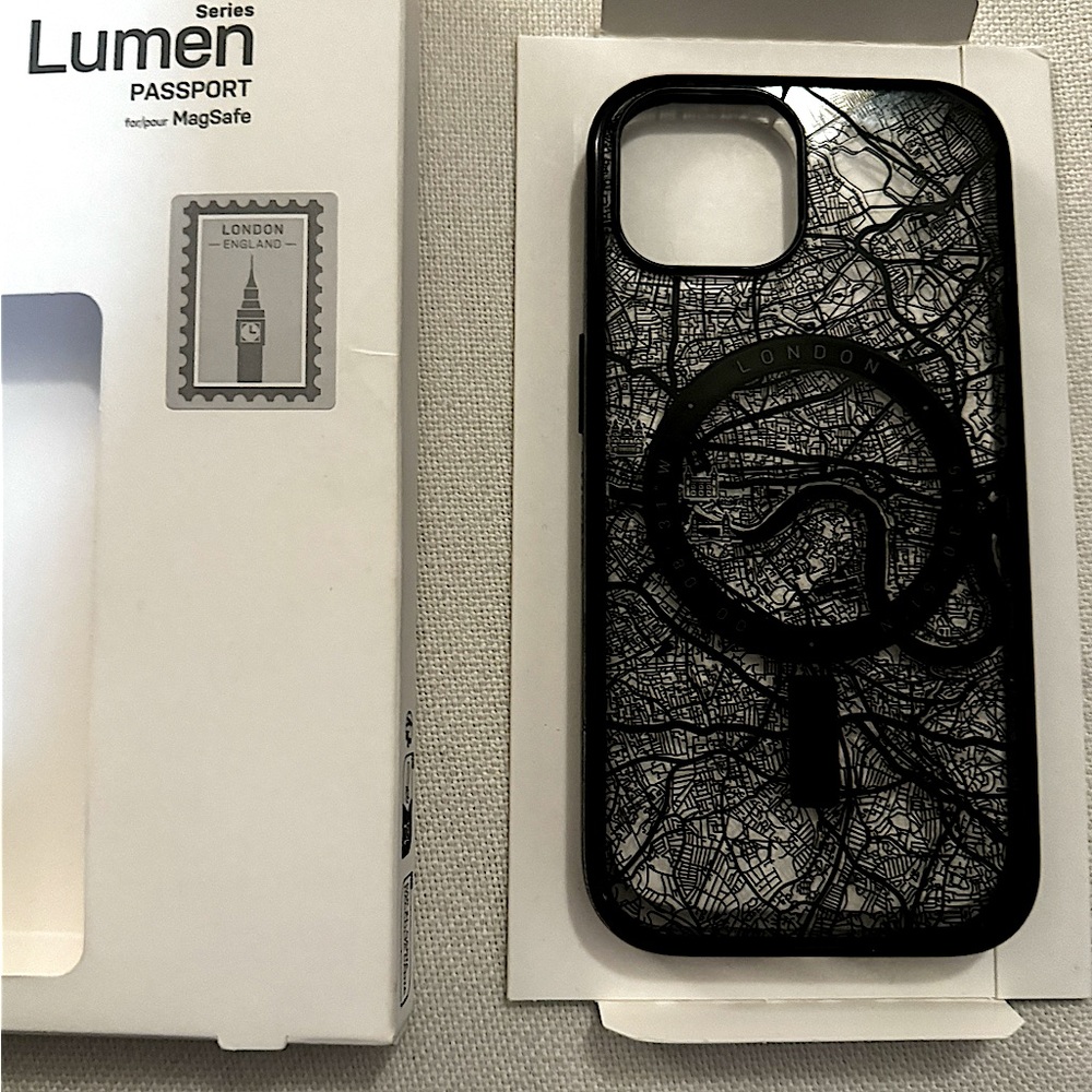 Apple iPhone 15 case otterbox-lumen-series-passport-case-for-iphone-15-london